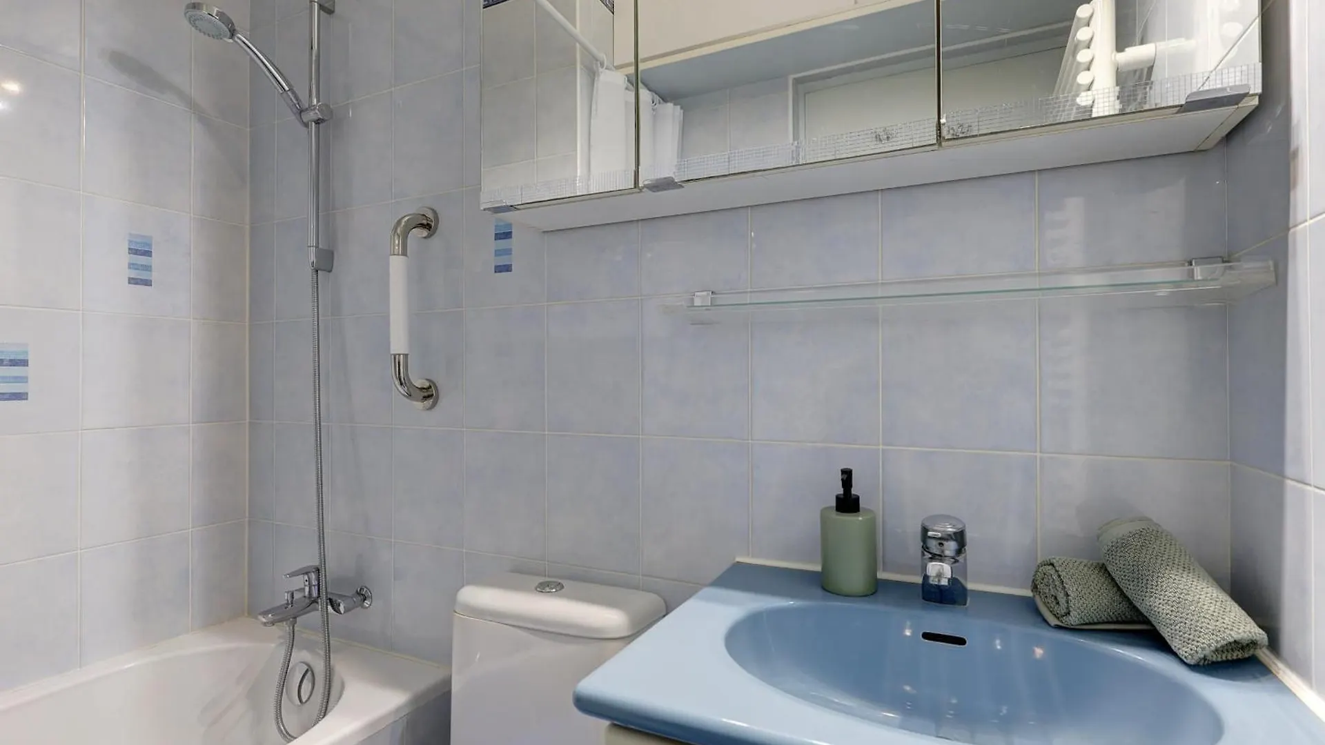 Heart Of 1Br Cozy Flat Apartamento Paris